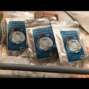 Henna Maiden Vegan hair color. Burgundy br…